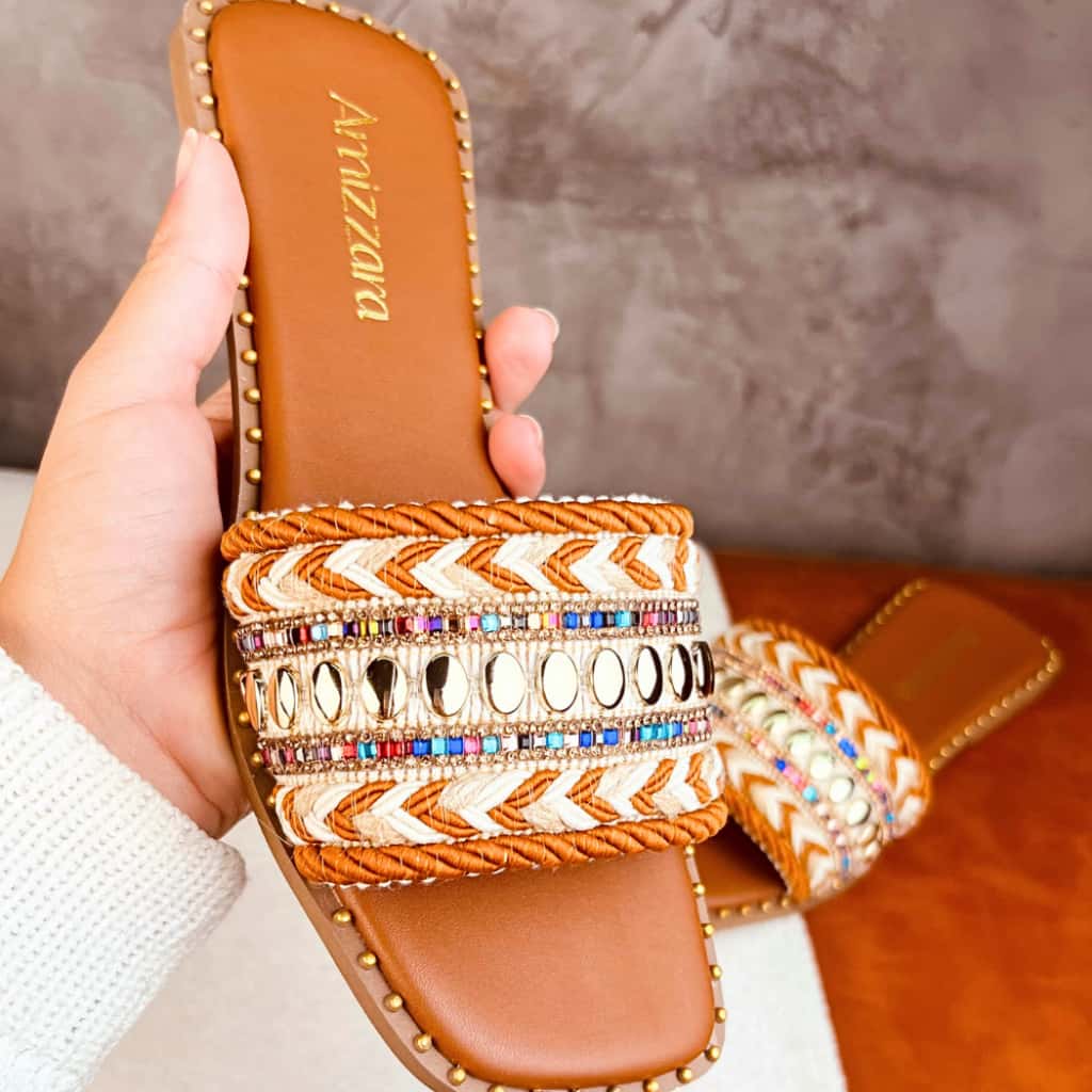 Rasteirinha Estilo Boho Chic Exclusiva Feminina Tecido Artesanal Sandália Marrocos Indiana Bico Quadrado, imagem 1 de 1