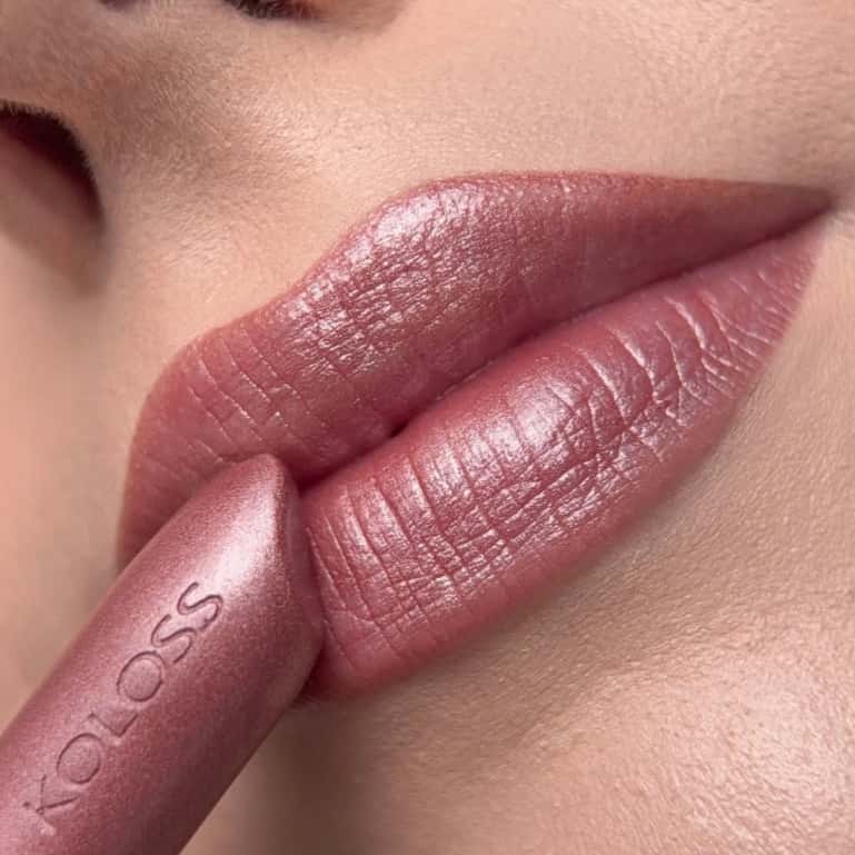 KOLOSS BATOM LIPSTICK 150 - ROSA TEA - CINTILANTE  HIDRATANTE LONGA DURAÇAO ALTA PIGMENTAÇÃO, imagem 1 de 1