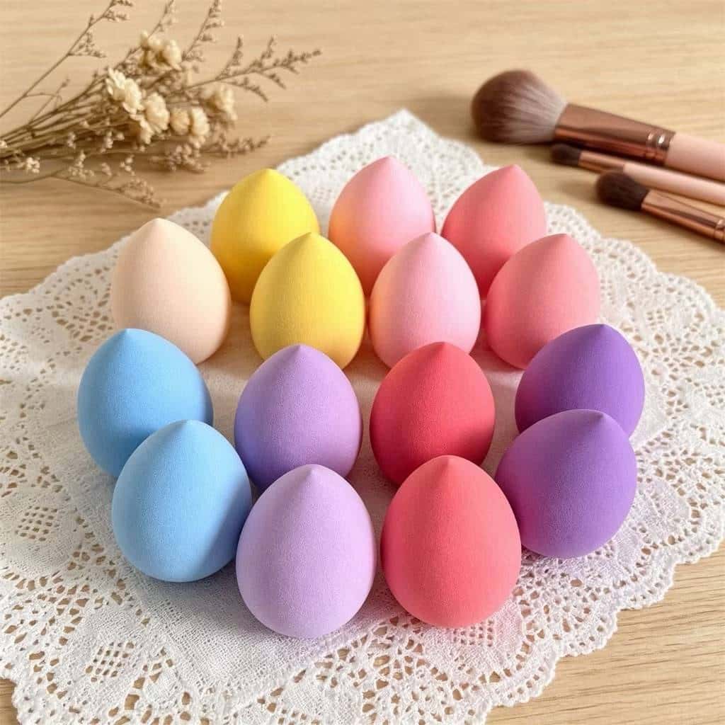 Kit 6 ou 12 Esponjas de Maquiagem – Beauty Blender Macia para Base e Corretivo, imagem 1 de 1