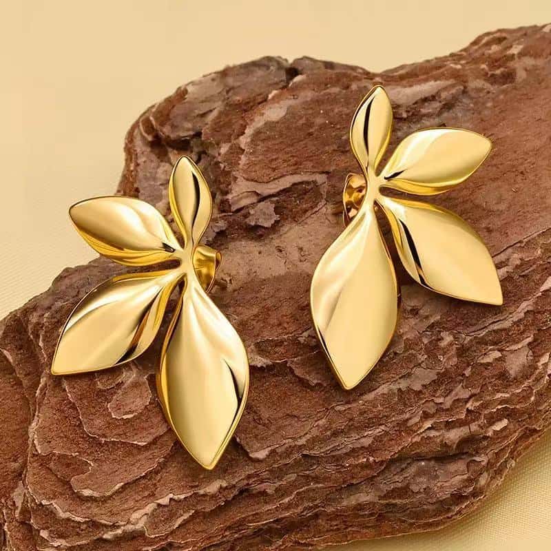 Brincos de Folha em Aço Inoxidável Banho Ouro  Hipoalergênicos Estilo Minimalista Feminino presente, imagem 1 de 1